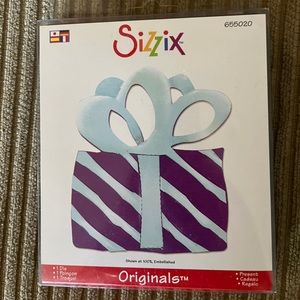 NIB Sizzix Originals Present Die-cut